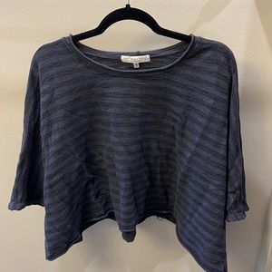 Short sleeve cropped sweater